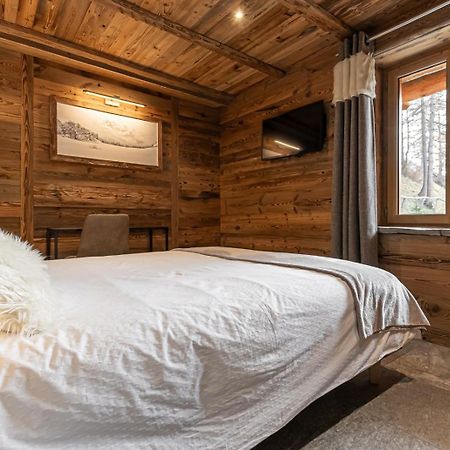 Chalet Les Cocales Residence Sejour Et Nuitees B&B - Appartement Pin Cembro Bessans Exterior photo