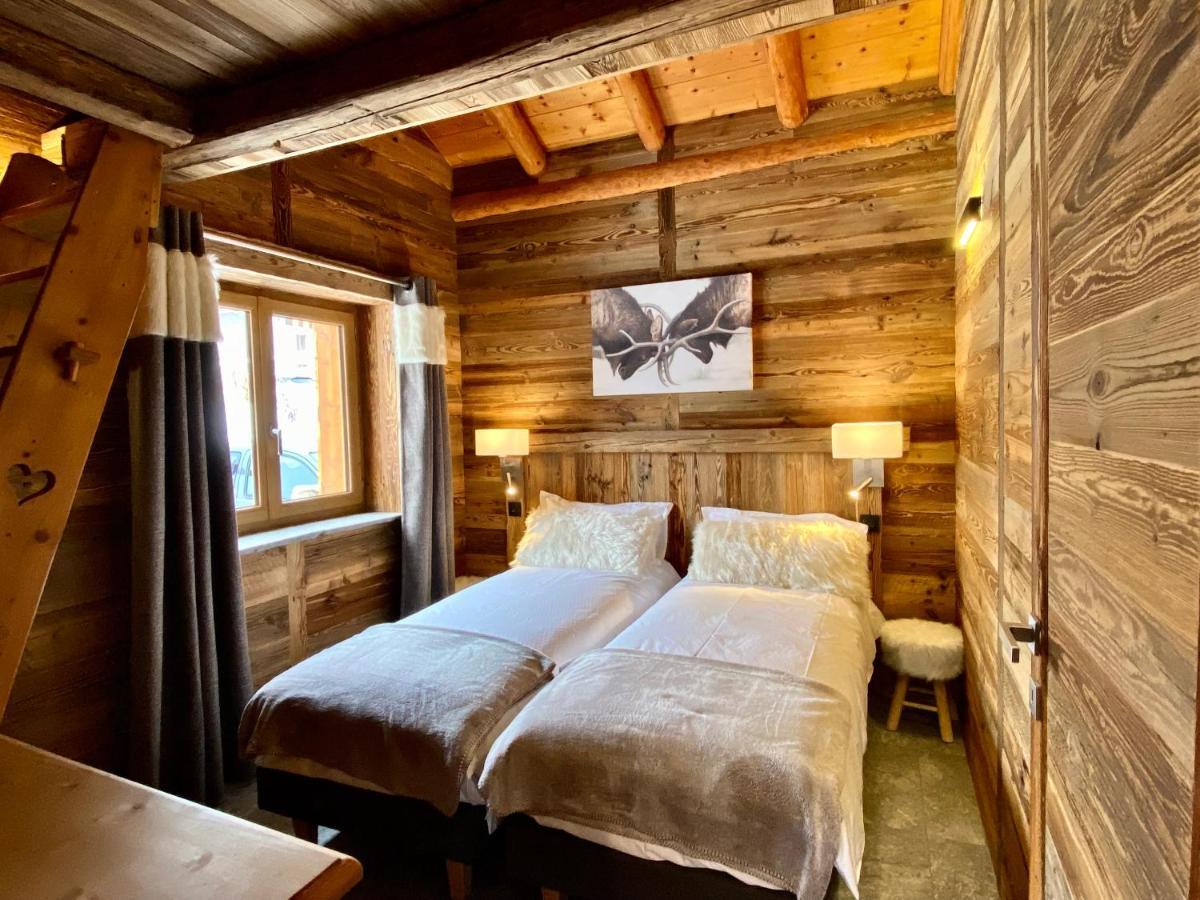 Chalet Les Cocales Residence Sejour Et Nuitees B&B - Appartement Pin Cembro Bessans Exterior photo