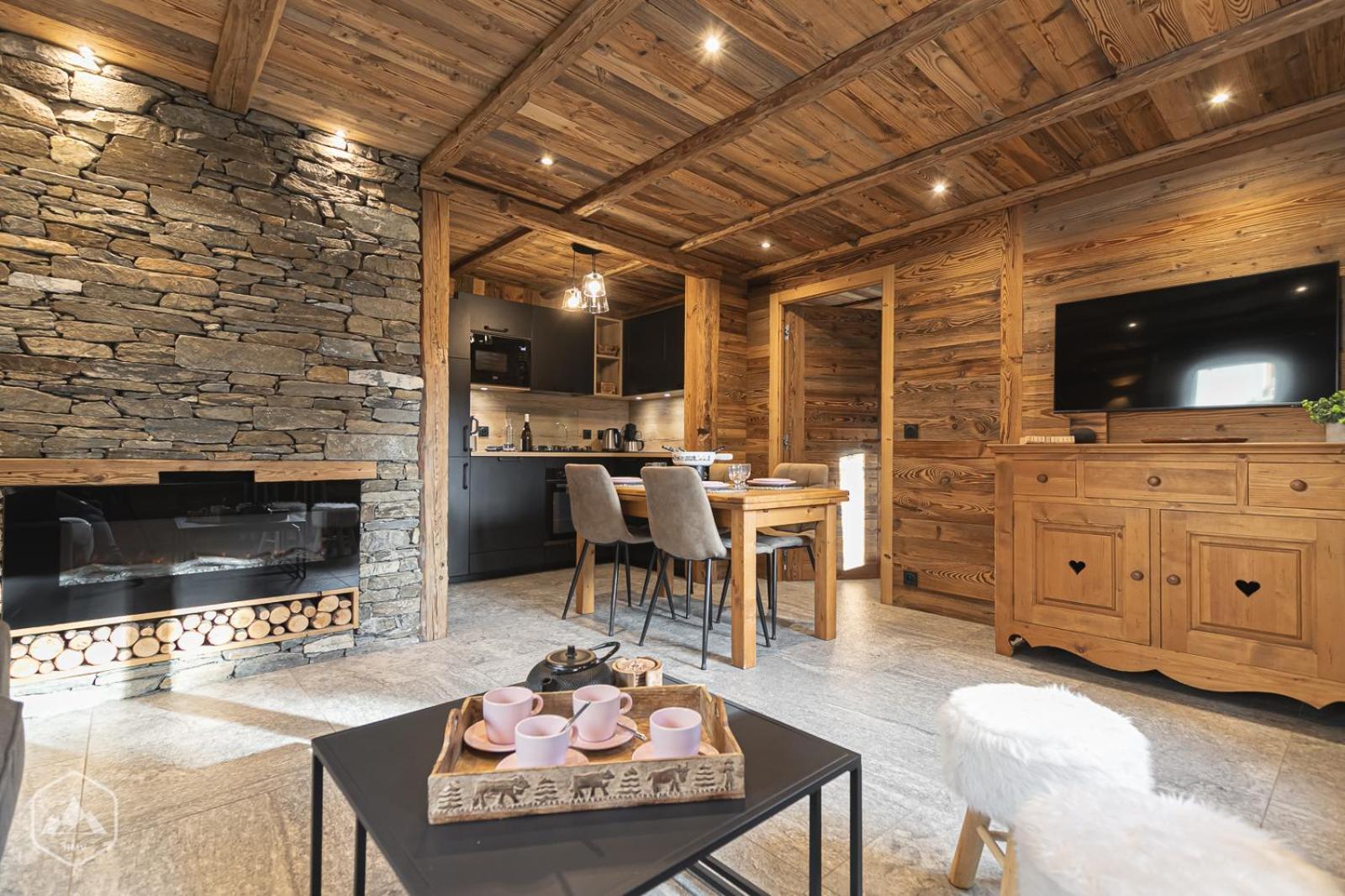 Chalet Les Cocales Residence Sejour Et Nuitees B&B - Appartement Pin Cembro Bessans Exterior photo