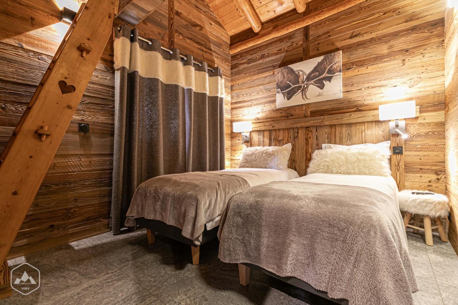 Chalet Les Cocales Residence Sejour Et Nuitees B&B - Appartement Pin Cembro Bessans Exterior photo