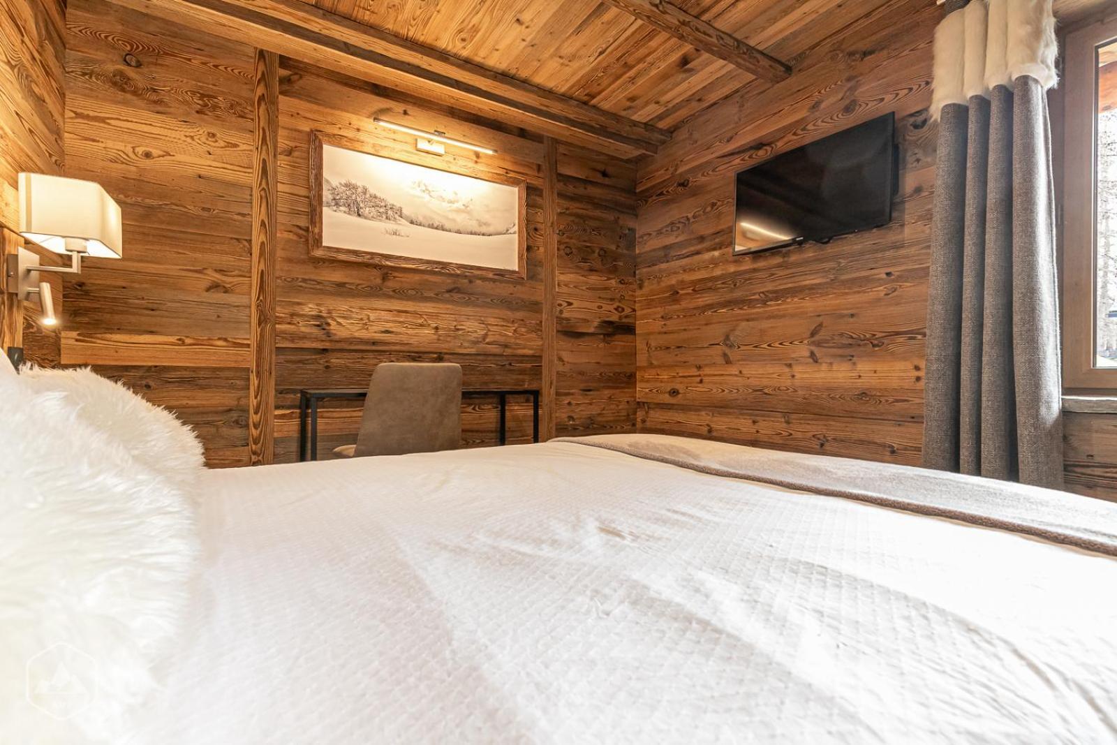 Chalet Les Cocales Residence Sejour Et Nuitees B&B - Appartement Pin Cembro Bessans Exterior photo