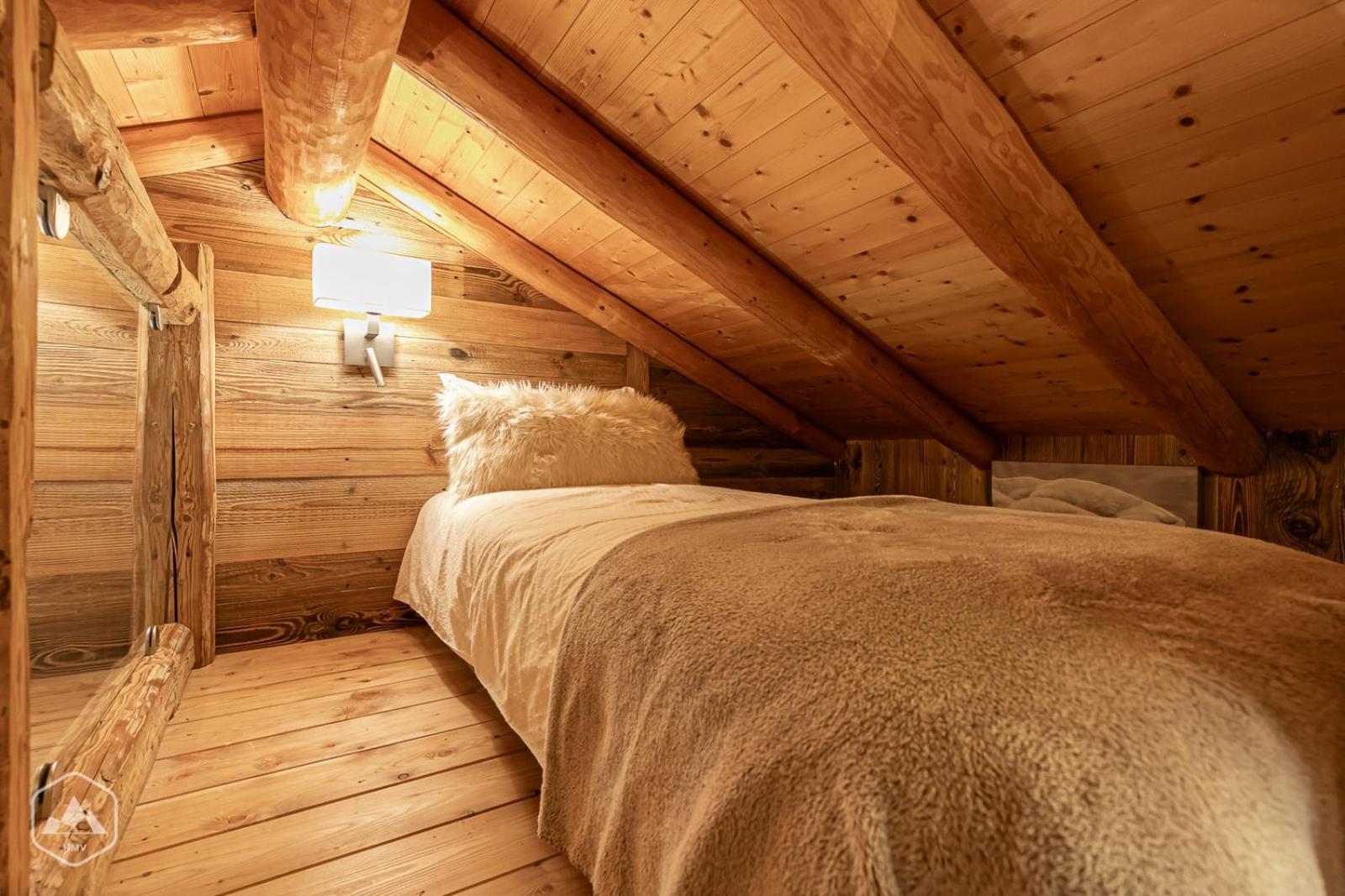 Chalet Les Cocales Residence Sejour Et Nuitees B&B - Appartement Pin Cembro Bessans Exterior photo